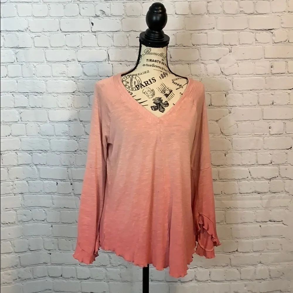 Seven 7 / pink ombré blouse / size large